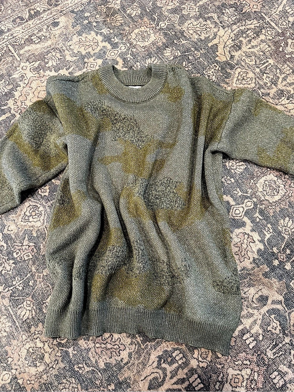 M Crewneck Animal Print Sweater in Green